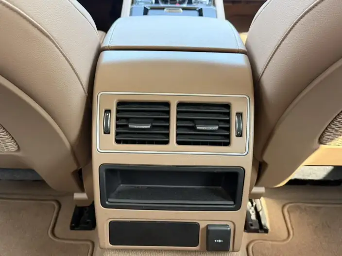 Jaguar XFL 2024 Model 2.0T P250 2WD Exclusive Deluxe Edition – фото 8