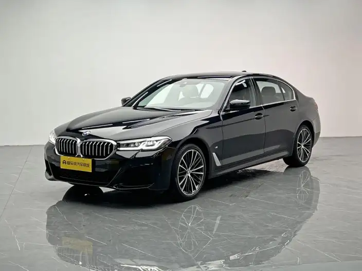 BMW 5 Series 2022 Model 530Li Leading Model M Sports Set