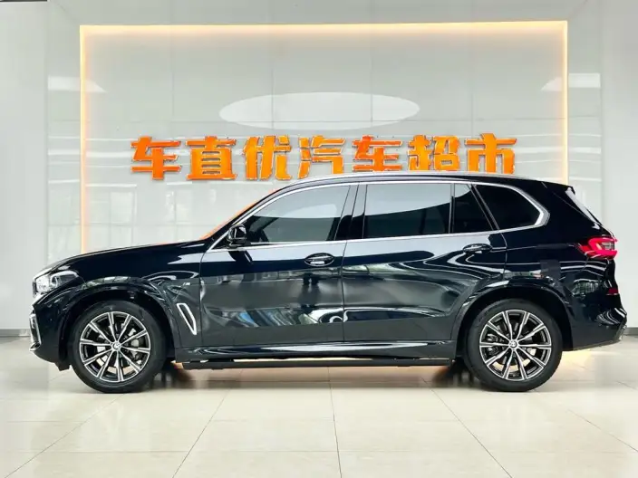 BMW X5 2022 Model Facelift xDrive 30Li Exclusive Model M Sports Set