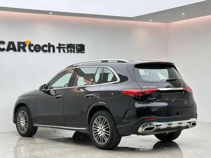 Mercedes-Benz GLC 2024 Model Facelift GLC 300 L 4MATIC Dynamic Model 5 seat – фото 5