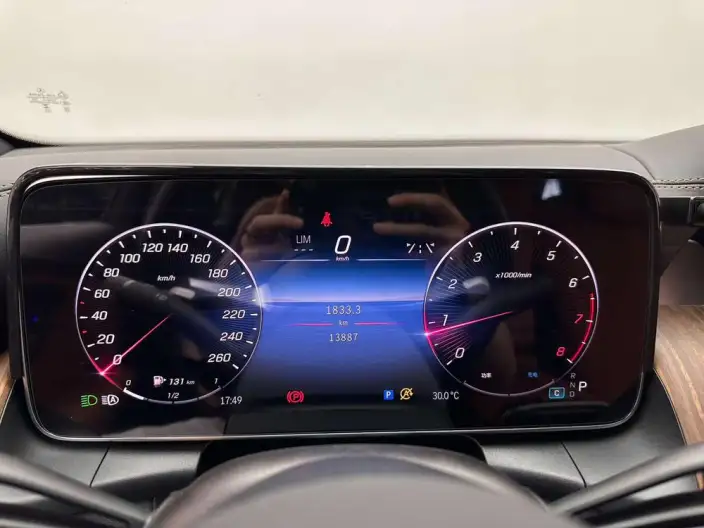 Mercedes-Benz GLC 2024 Model Facelift GLC 300 L 4MATIC Dynamic Model 5 seat – фото 10