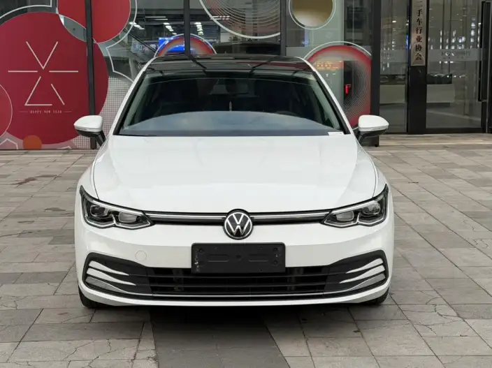 Volkswagen Golf 2023 Model 280TSI DSG Pro