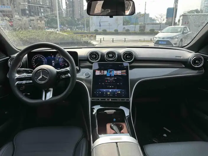 Mercedes-Benz C-Class 2025 Model Facelift C 260 L Sports Edition – фото 8