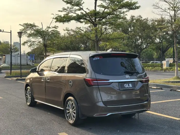Buick GL8 2023 Model Business class 2.0T Luxury Model – фото 5