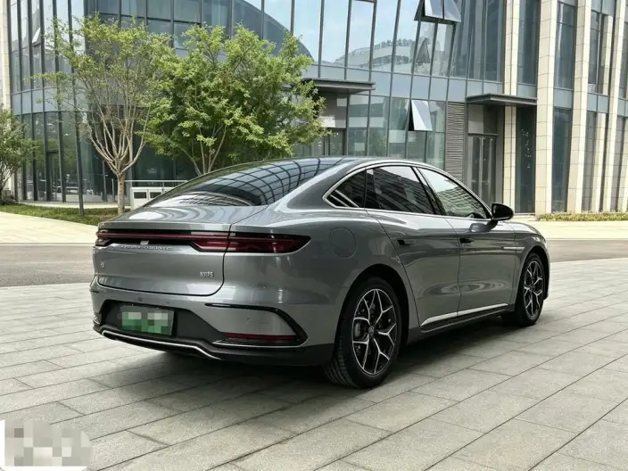 BYD Han EV 2024 Model Honor Edition 605KM Noble Model – фото 6