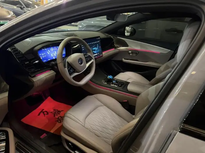 BYD Han EV 2024 Model Honor Edition 605KM Noble Model – фото 8