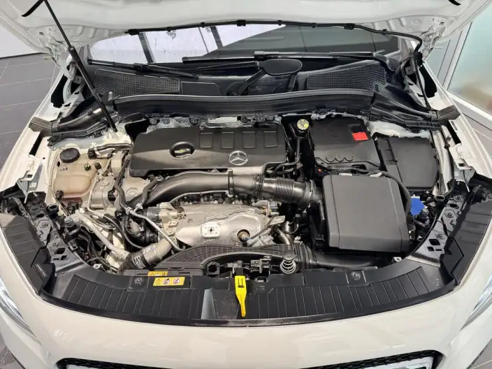 Mercedes-Benz GLA 2023 Model GLA 220 – фото 7