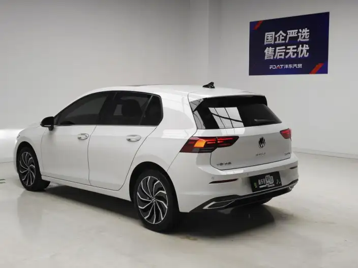 Volkswagen Golf 2024 Model 280TSI DSG Pro 50 Legend Edition – фото 5