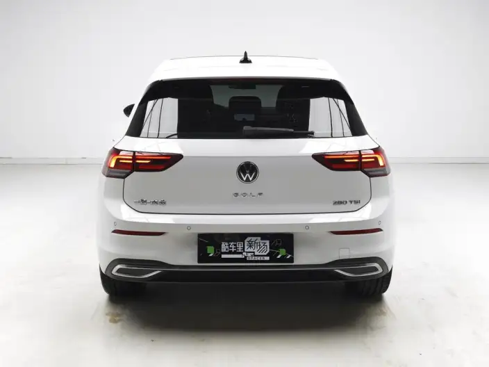 Volkswagen Golf 2024 Model 280TSI DSG Pro 50 Legend Edition – фото 6