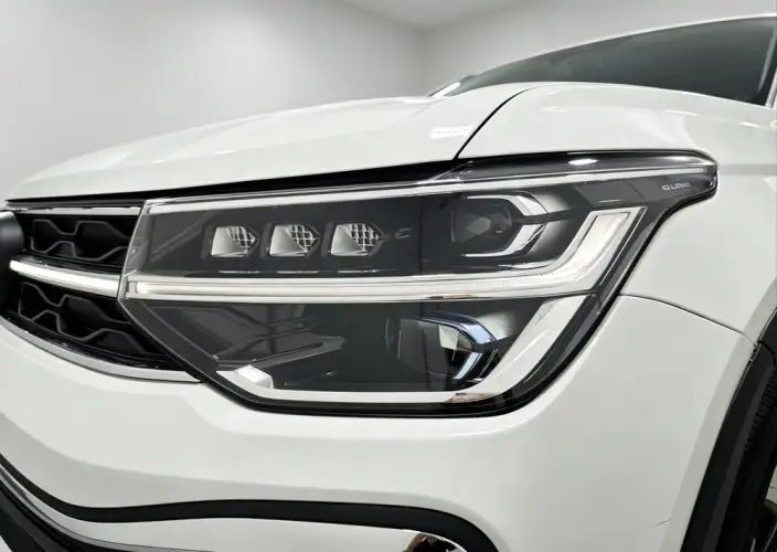 Volkswagen Tharu 2023 Model 300TSI 2WD Full Moon Edition – фото 8