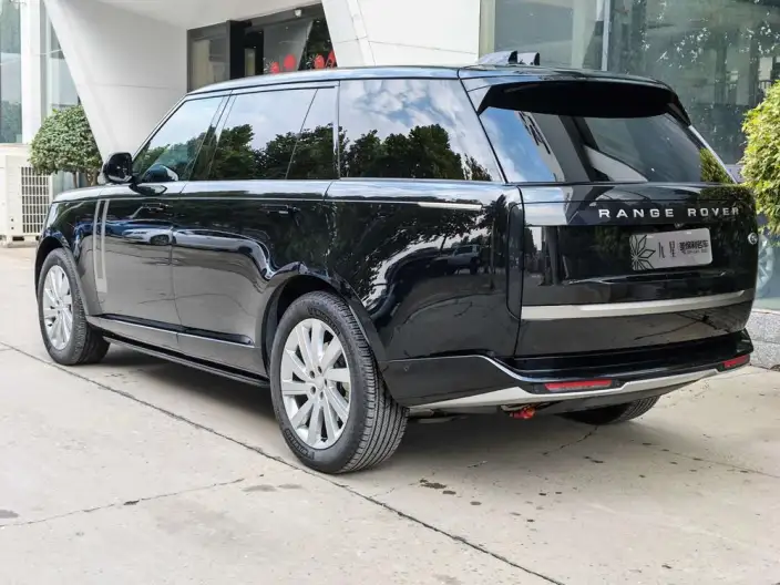Range Rover 2025 Model 3.0 L6 400PS Shengshi Extended Edition