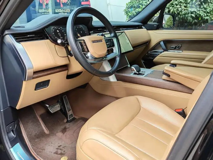 Range Rover 2025 Model 3.0 L6 400PS Shengshi Extended Edition – фото 7