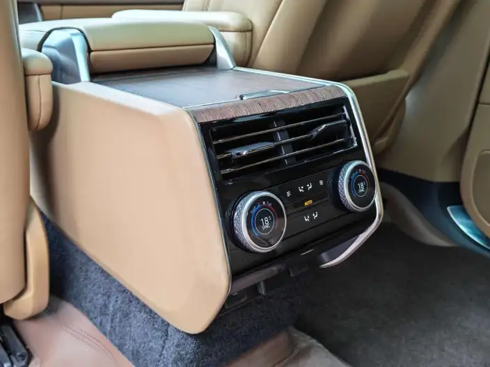 Range Rover 2025 Model 3.0 L6 400PS Shengshi Extended Edition – фото 10