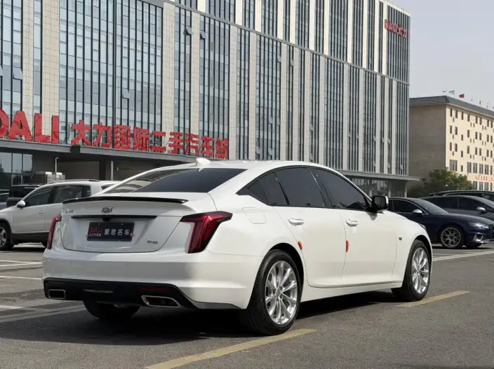 Cadillac CT5 2023 Model 28T Luxury Model Standard Edition – фото 6