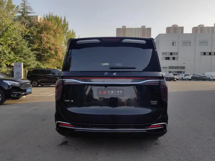 HONGQI HQ9 PHEV 2024 Model 4WD Business Edition – фото 6