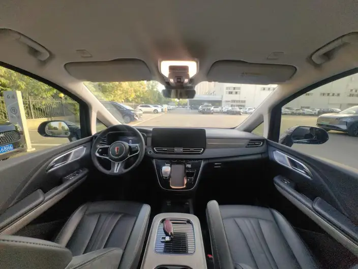 HONGQI HQ9 PHEV 2024 Model 4WD Business Edition – фото 10