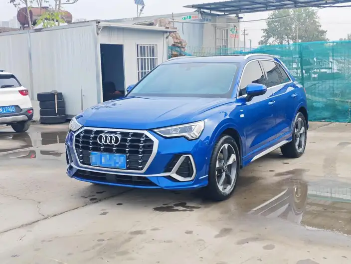 AUDI Q3 2023 Model 35 TFSI Fashion Dynamic Model