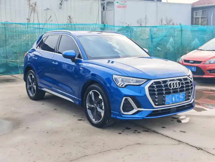 AUDI Q3 2023 Model 35 TFSI Fashion Dynamic Model