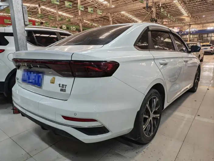 Geely Emgrand 2023 Model No. 4 Gen Champion Edition 1.5L CVT Noble Model – фото 6