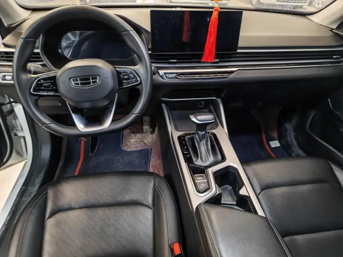 Geely Emgrand 2023 Model No. 4 Gen Champion Edition 1.5L CVT Noble Model – фото 8