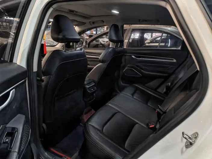 Geely Emgrand 2023 Model No. 4 Gen Champion Edition 1.5L CVT Noble Model – фото 10