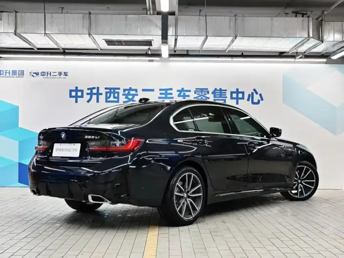 BMW 3 Series 2026 Model 325Li M Sports Set – фото 5