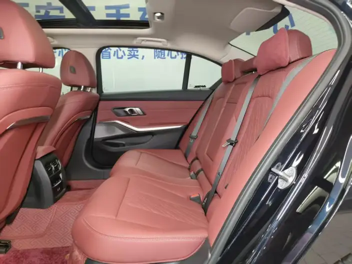 BMW 3 Series 2026 Model 325Li M Sports Set – фото 8