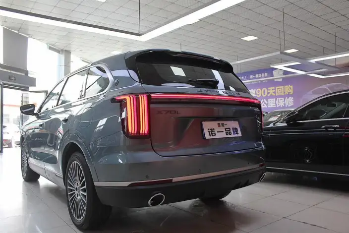 Jetour X70 L 2026 Model 2.0TD 8AT Flagship Model