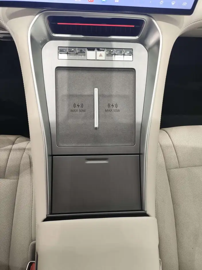 Denza N8L DM 2025 Model Flagship Model – фото 10