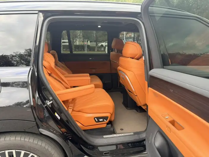 ID. ERA 9X 2026 Model Max 4WD Edition – фото 10