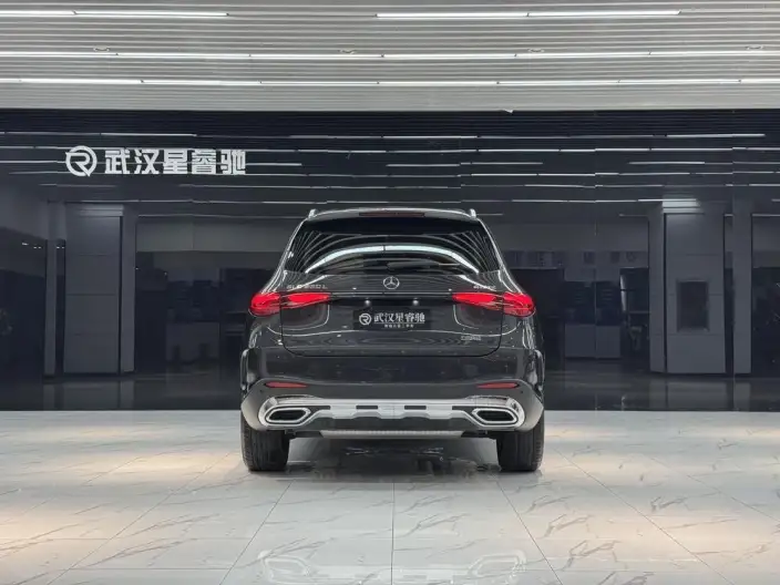 Mercedes-Benz GLC 2025 Model GLC 260 L 4MATIC Luxury Model 5 seat – фото 5