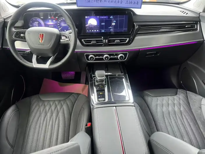 Hongqi HS5 2023 Model 2.0T Flag Xiang Pro Edition – фото 5