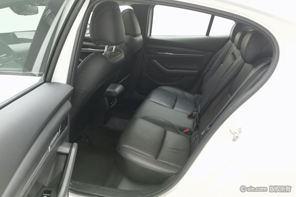 Mazda3 Axela 2020 1.5L Automatic Quality – фото 20