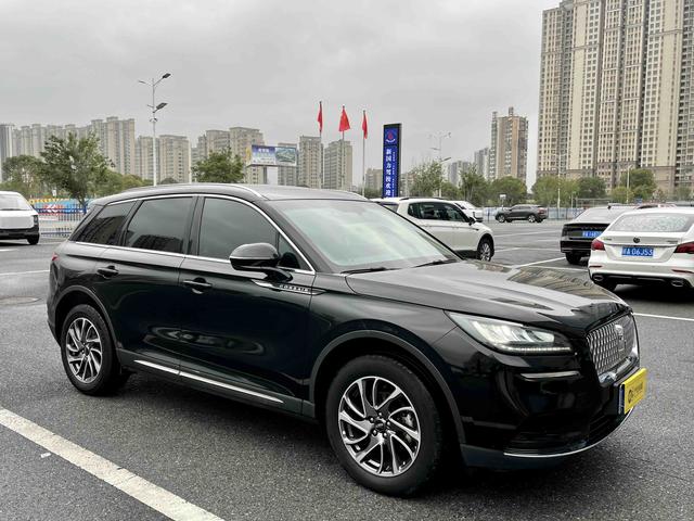 Lincoln Corsair 2022 2.0T 2WD Select – фото 3