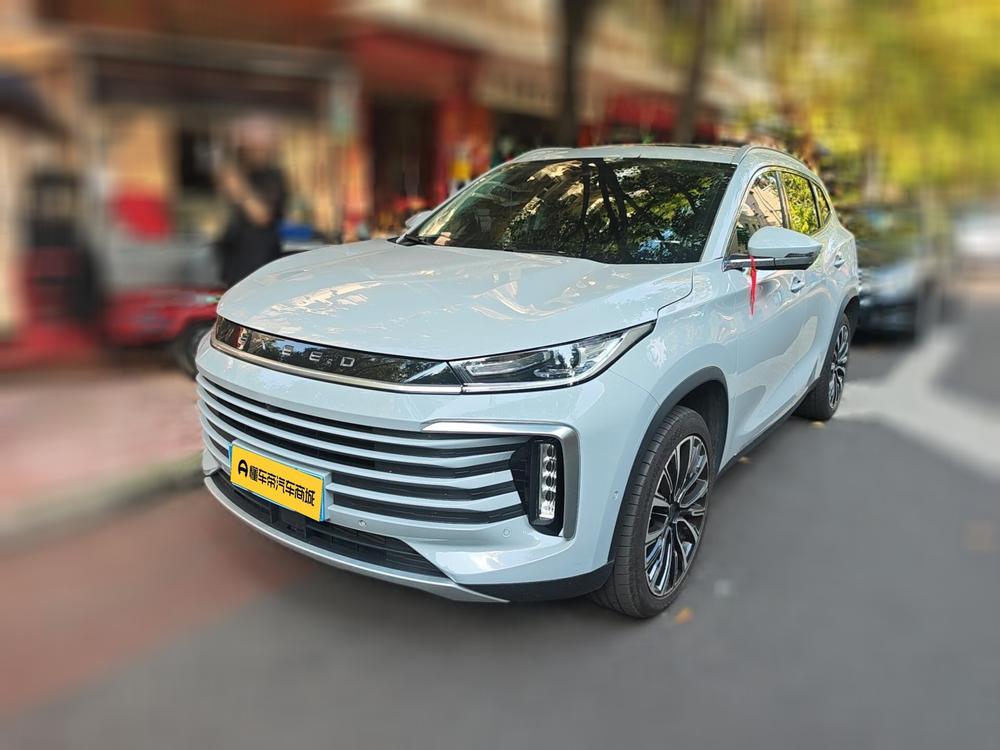 EXEED Lingyun Раздел 2023 Lynk 400T 4WD Exeed Zun Edition