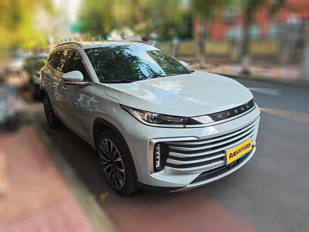 EXEED Lingyun Раздел 2023 Lynk 400T 4WD Exeed Zun Edition