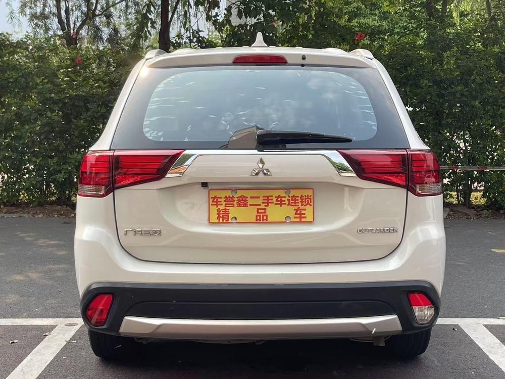 Mitsubishi Outlander 2017 модификация 2.0L 2WD Honor Edition 5 seat