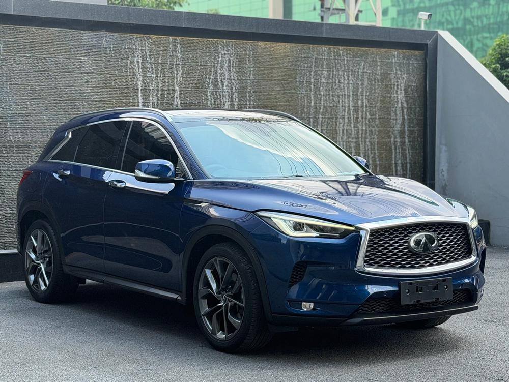 Infiniti QX50 Модель 2018 года 2.0T 4WD Smart Edition