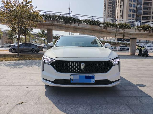 Bestune B70 2023 Third Gen 1.5T Automatic Smooth Enjoy – фото 2