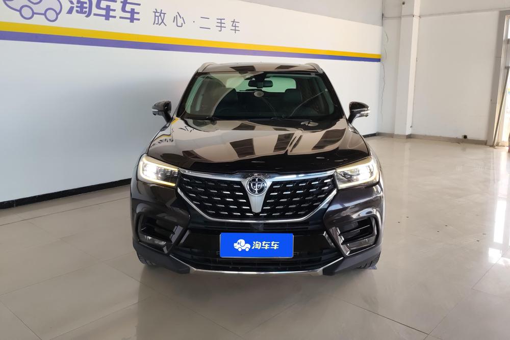 Zhonghua V7 Модель 2018 года 280T Automatic Luxury 5 seat