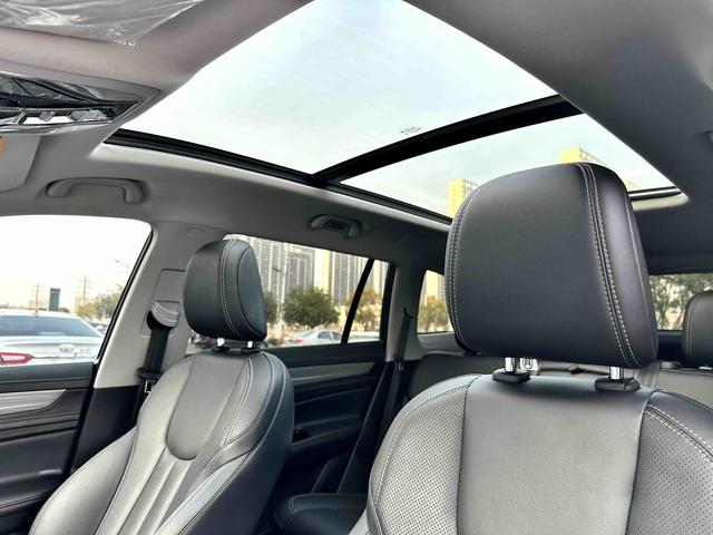 Lingyu Модель 2021 года EcoBoost 225 5 seat Platinum – фото 22