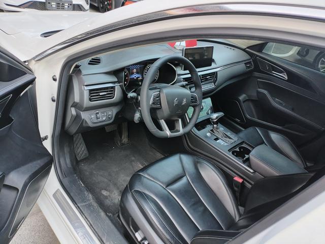 Hongqi H5 Classic Модель 2018 года 30TD Sport Edition – фото 5