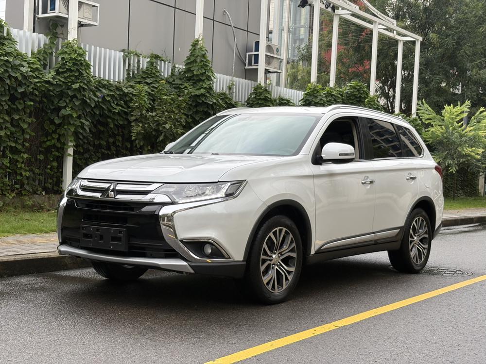 Mitsubishi Outlander 2018 2.4L AWD Elite 5-Seater