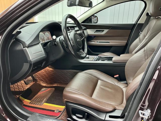 Jaguar XFL 2018 XFL 2.0T 250PS Luxury – фото 12