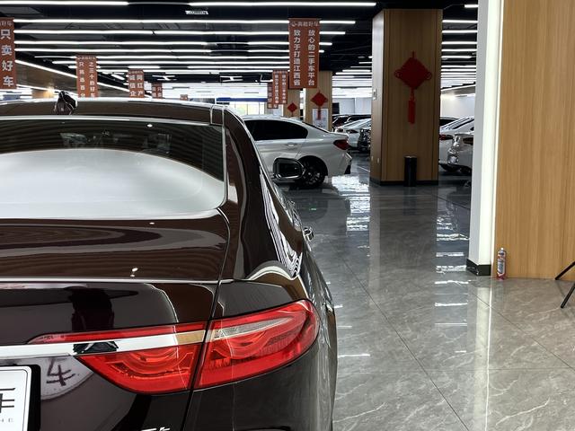 Jaguar XFL 2018 XFL 2.0T 250PS Luxury – фото 16