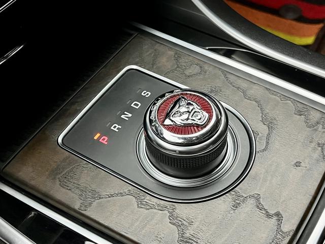 Jaguar XFL 2018 XFL 2.0T 250PS Luxury – фото 17