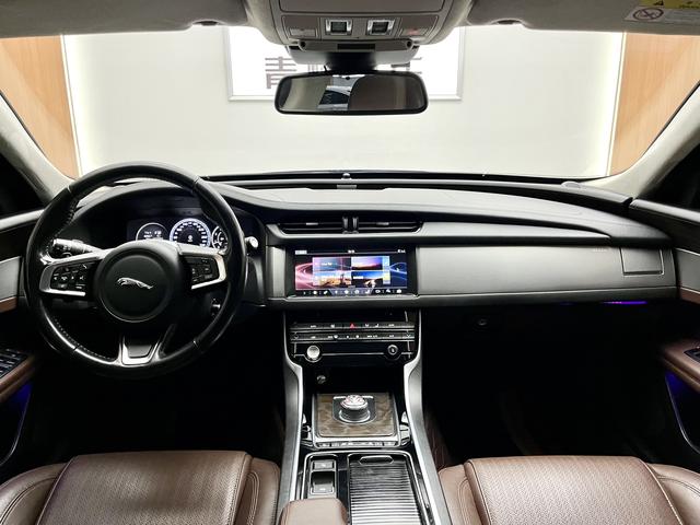 Jaguar XFL 2018 XFL 2.0T 250PS Luxury – фото 19