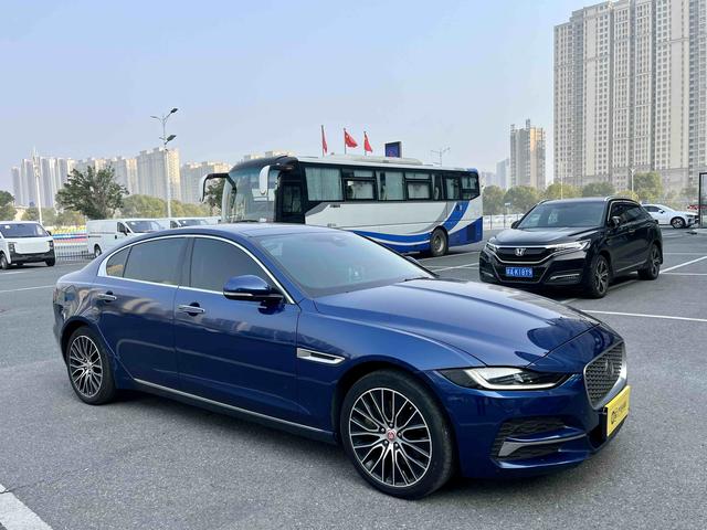 Jaguar XEL 2021 2.0T 200PS R-DYNAMIC Youth Sport – фото 3