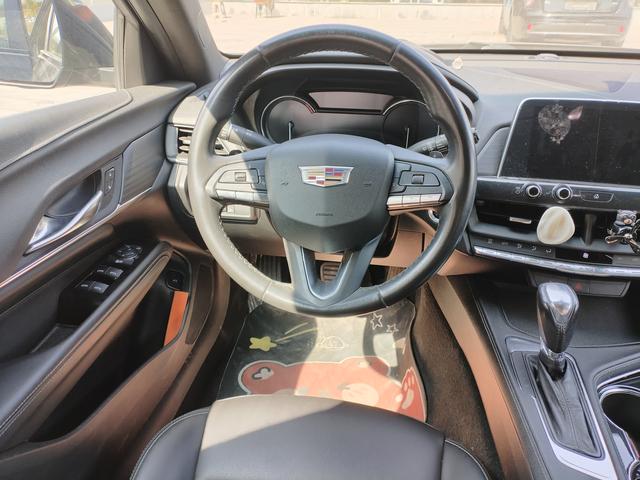 Cadillac CT4 2020 28T Fashion – фото 7