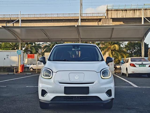 Leapmotor T03 Модель 2020 года 400 Deluxe Edition – фото 2